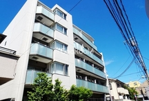 カスタリア目黒平町