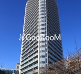 プリズムタワー