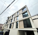 クレアティフ学芸大学